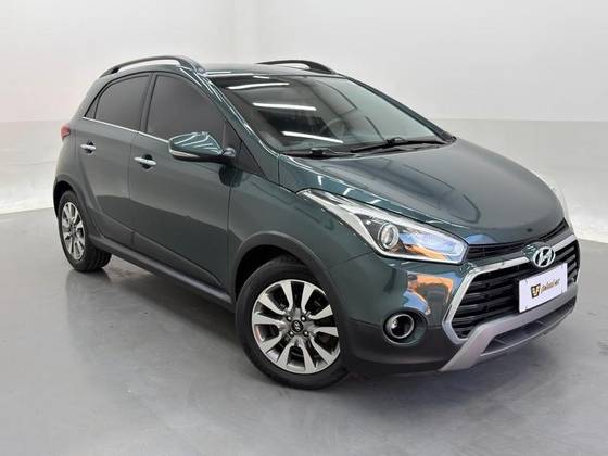HYUNDAI HB20X 1.6 16V PREMIUM FLEX 4P AUTOMÁTICO HYUNDAI HB20X 1.6 16V PREMIUM FLEX 4P AUTOMÁTICO